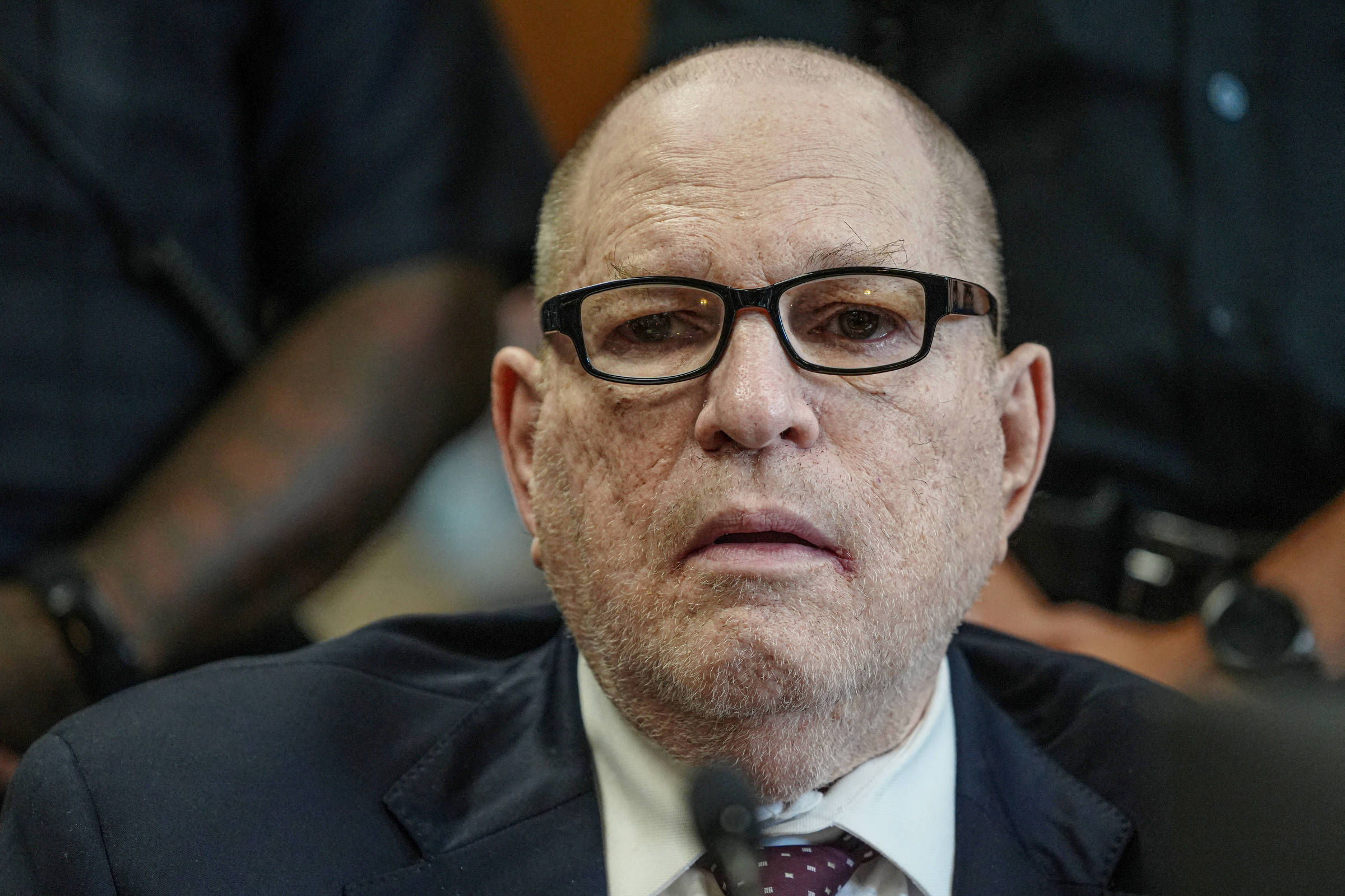 Harvey Weinstein é sentenciado a 15 anos de prisão por crime sexual