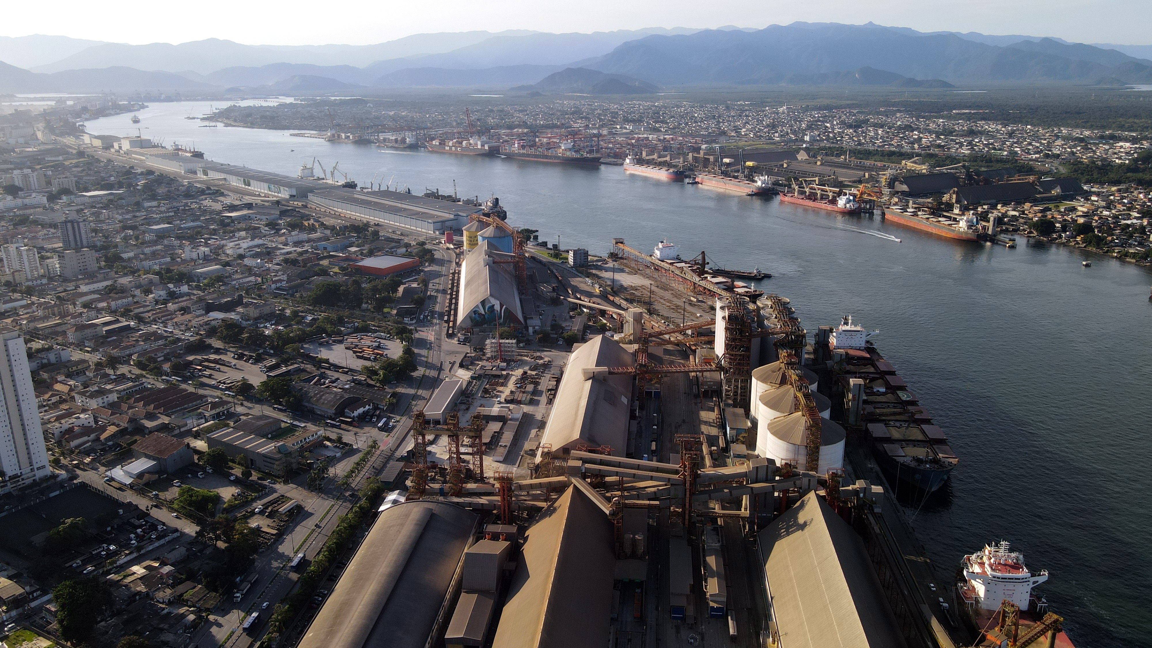 'Estrada' de navios gigantes no litoral de SP deve passar à iniciativa privada e prevê R$ 23 bilhões em receita
