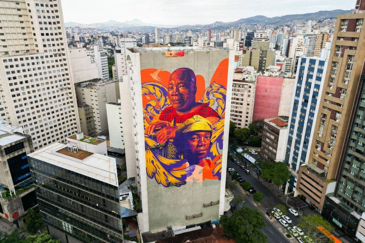Mural gigante celebra Milton Nascimento em prédio do centro de Belo Horizonte