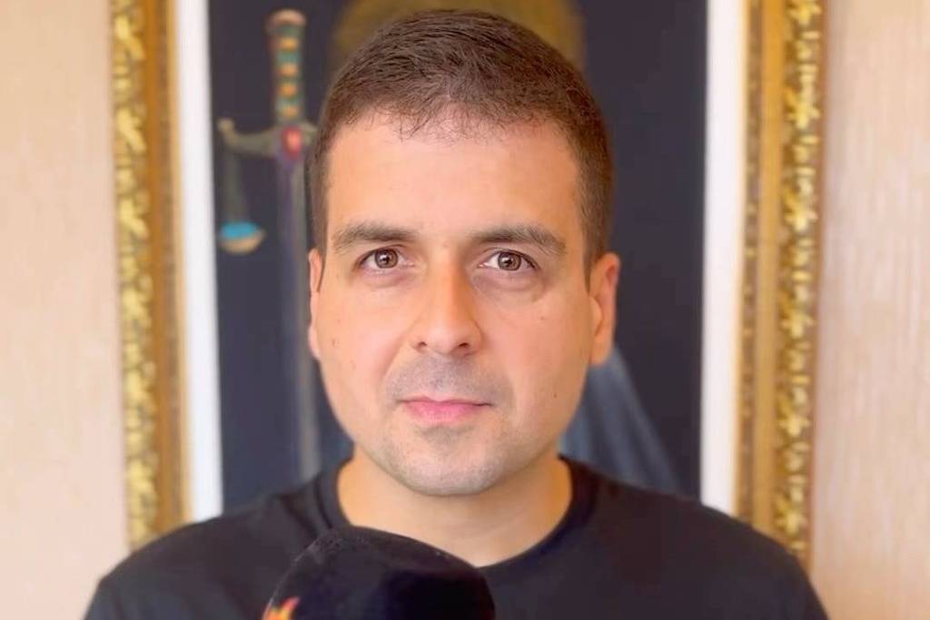 Justiça determina que Meta tire do ar conta de apresentador acusado de dar golpe do Pix