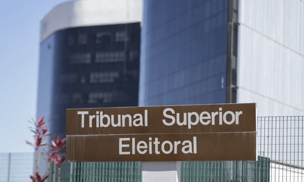 O que a lei diz sobre políticos inadimplentes nas urnas