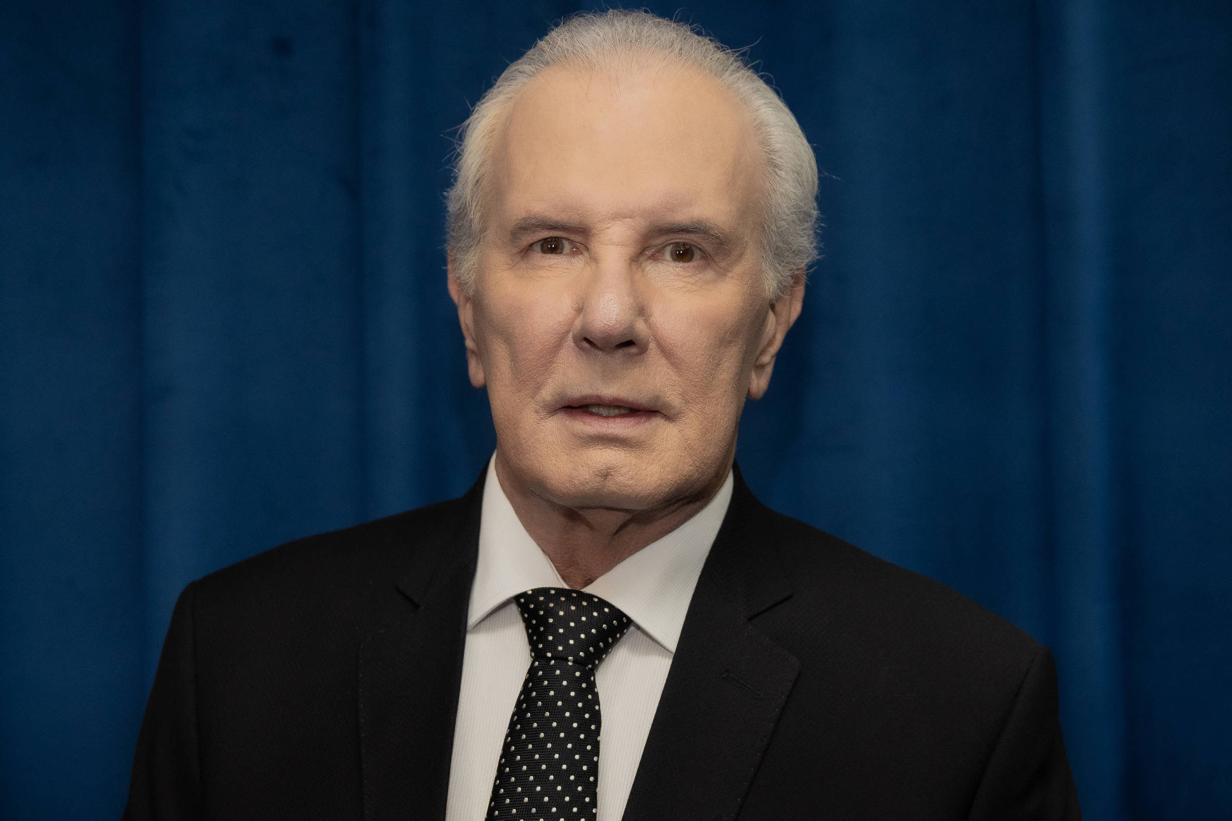 Celso Freitas deixa SBT depois das eleições e vai se aposentar da TV após 53 anos