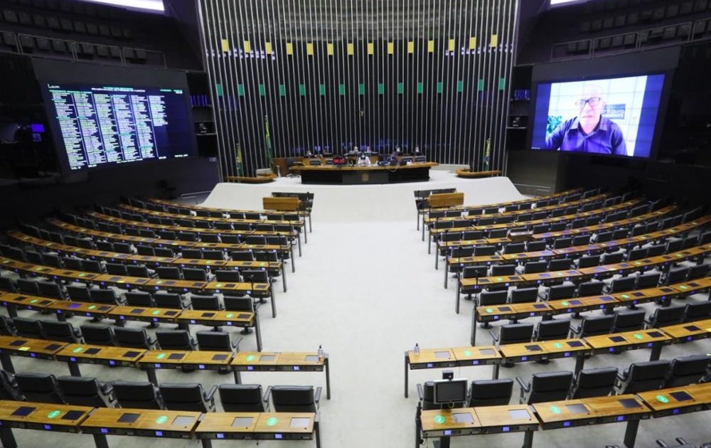 Como um candidato ganha a eleição no primeiro turno no sistema brasileiro