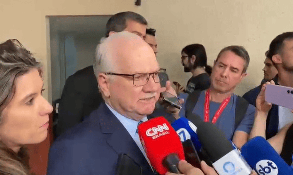 Fachin vota e diz que eleitores devem superar obstáculos para exercer o voto