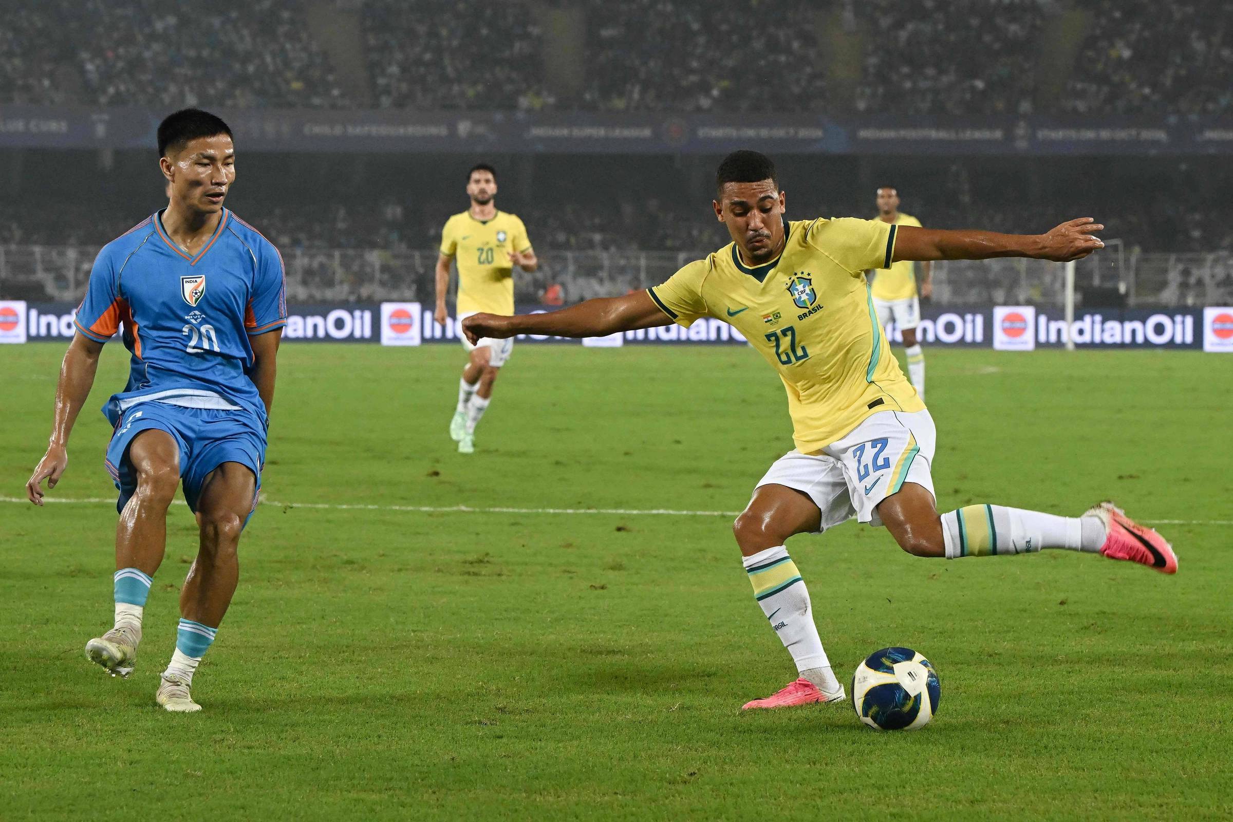 Seleção termina primeira série de amistosos após a Copa com poucas certezas
