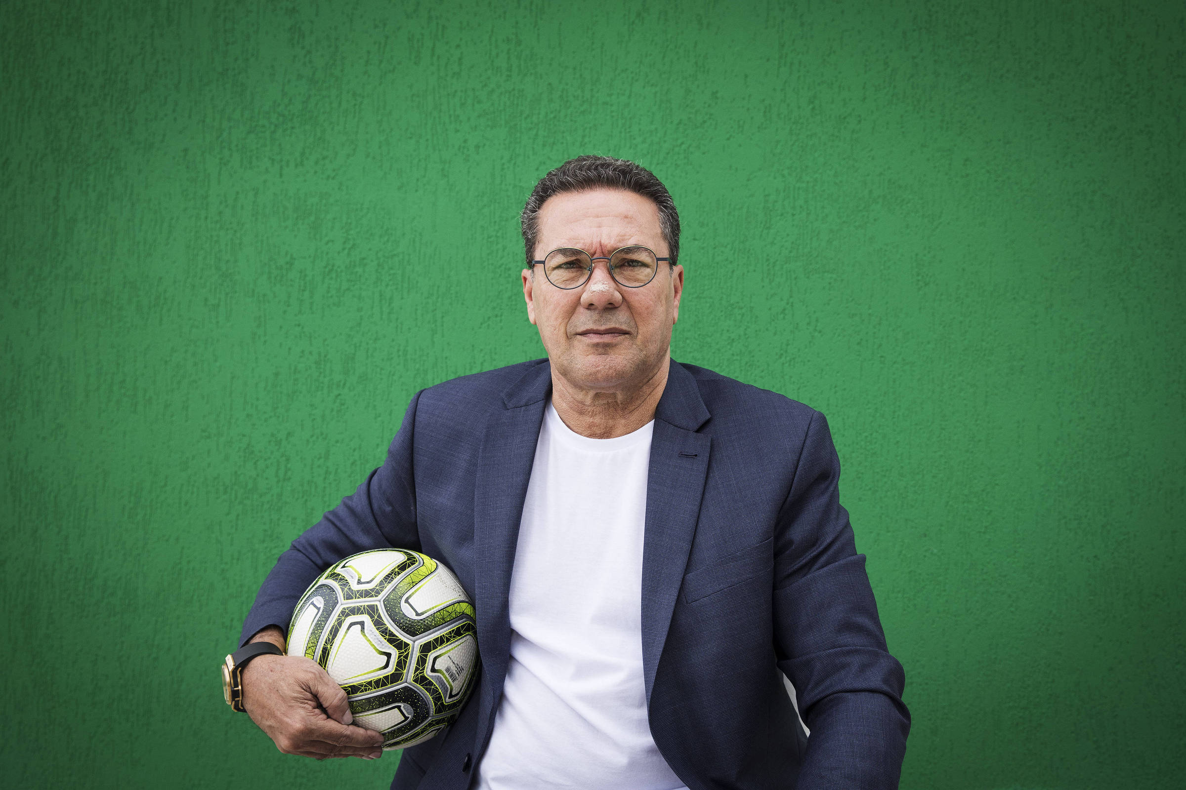 Famosos do futebol, como Vanderlei Luxemburgo, fracassam nas eleições