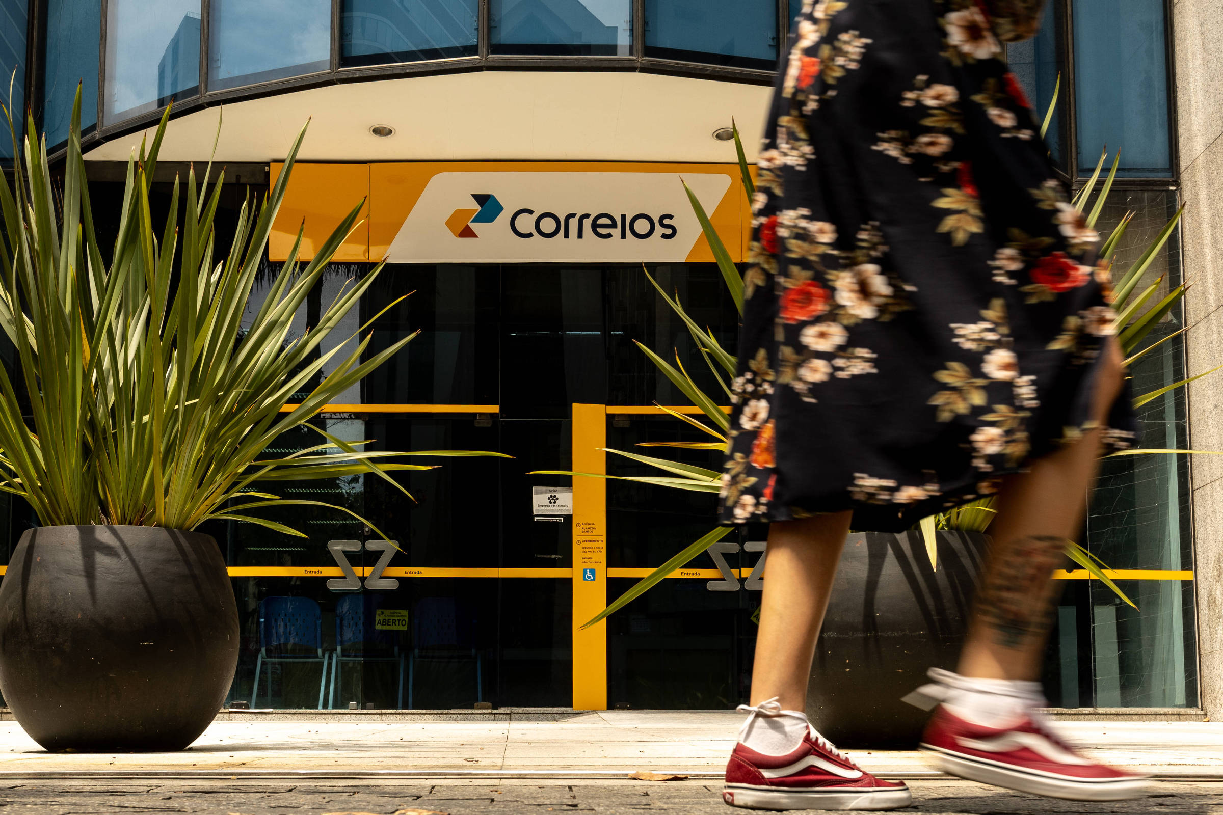 AliExpress e Correios firmam acordo para acelerar entregas no Brasil