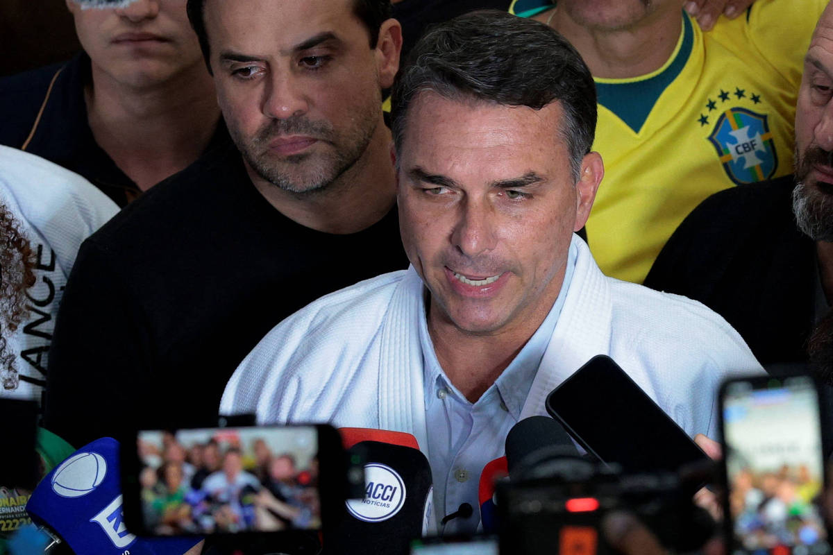 'Escudo' de Flávio Bolsonaro, Marçal produz onda de conteúdos e deixa em aberto convite a eventual governo