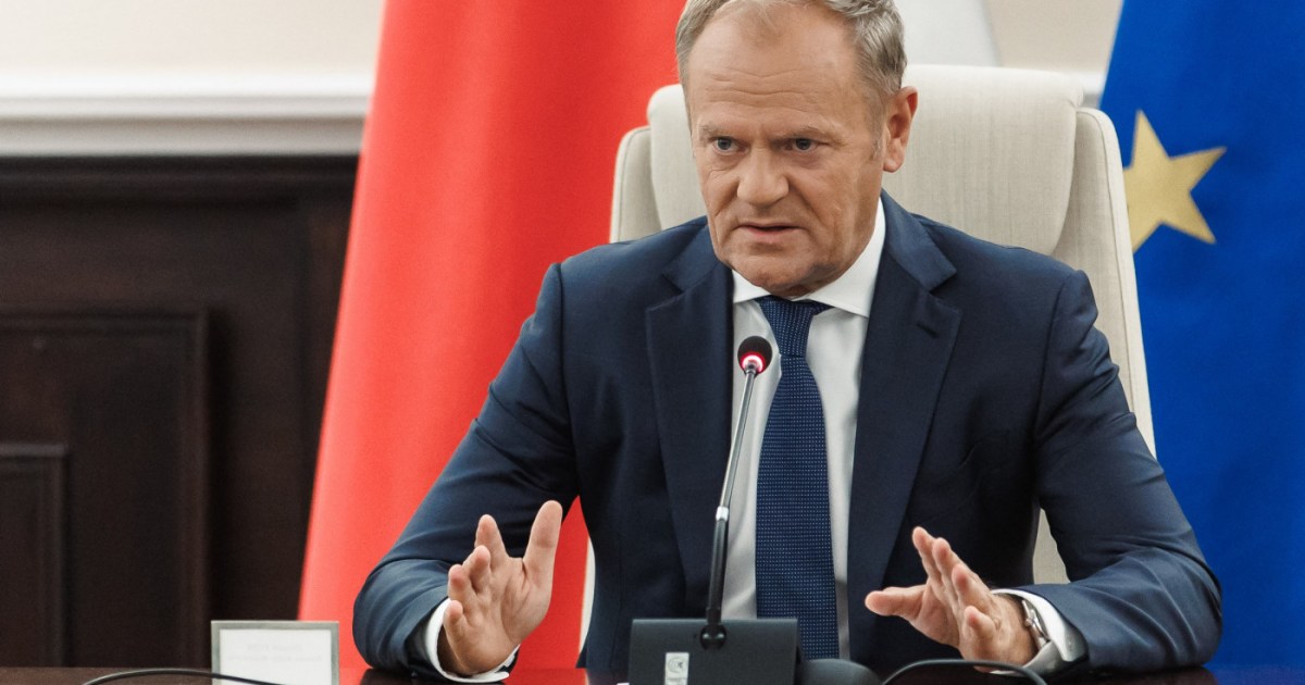 Tusk reafirma apoio total a Zelensky e líderes coordenam ações antes de reuniões na UE