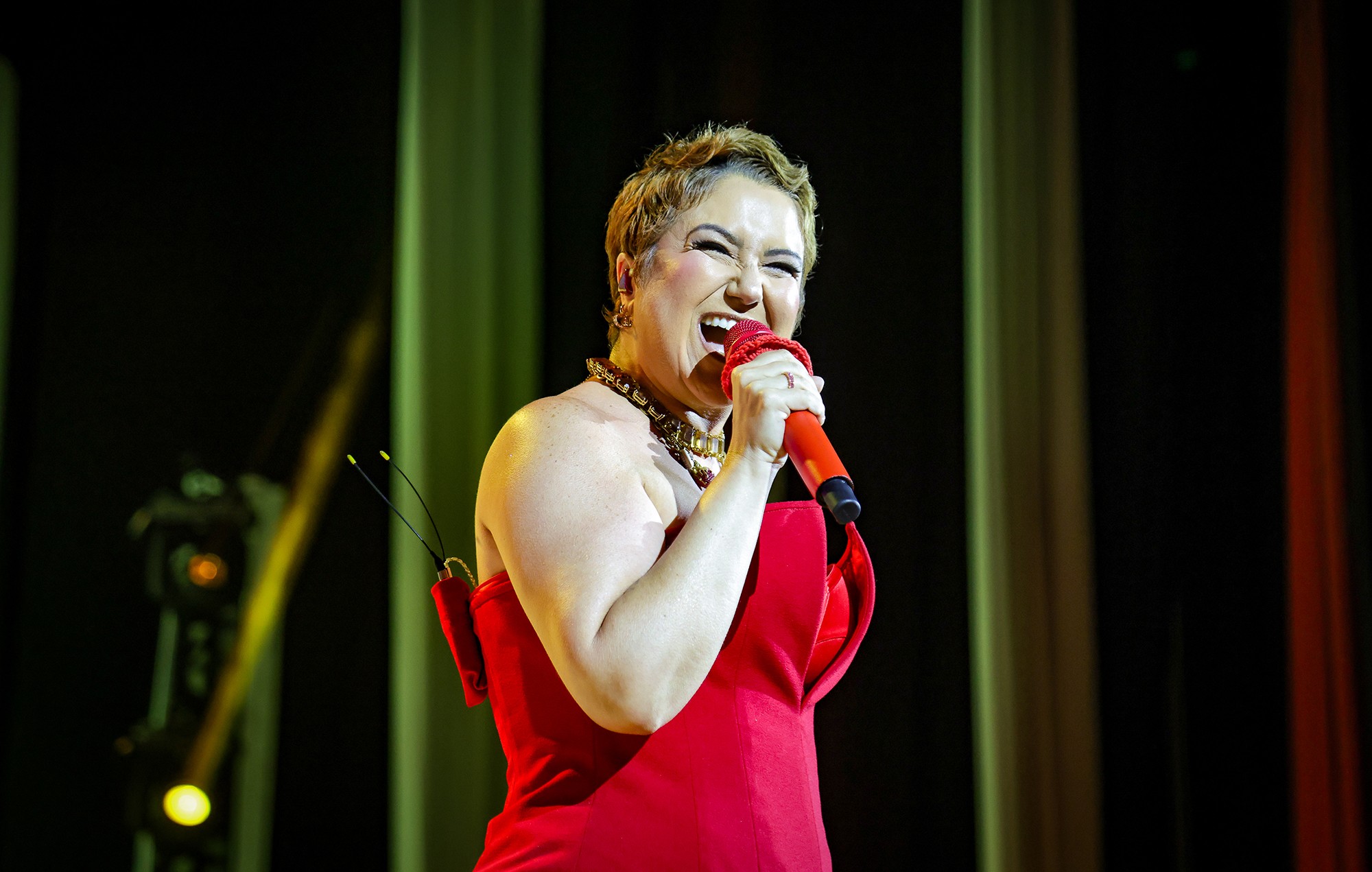 Maria Rita volta a se agigantar como cantora no show 'Redescobrir vol. 2', embalada pelo colo da mãe, Elis Regina