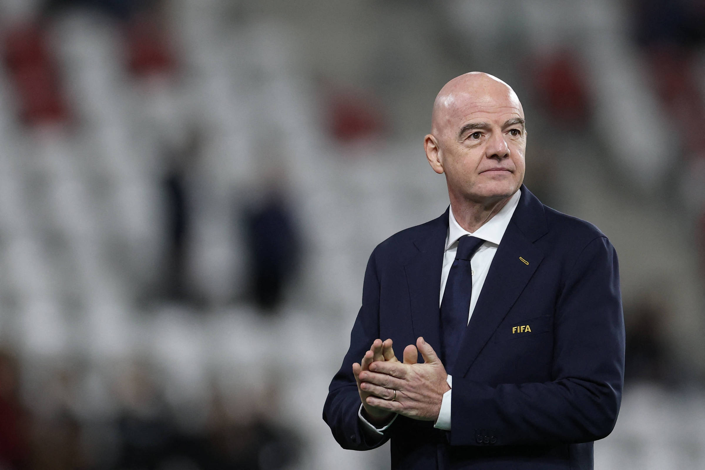 Presidente da Fifa pede desculpas por projeto fracassado para atrair investidores