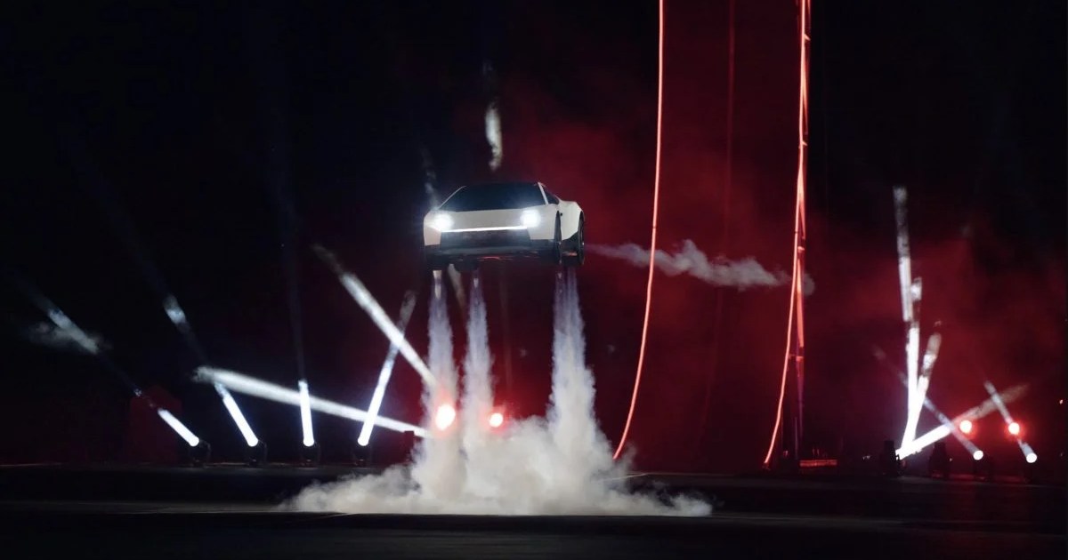 Tesla Roadster: Elon Musk apresenta carro voador e expõe o erro que pode estar custando milhões às empresas
