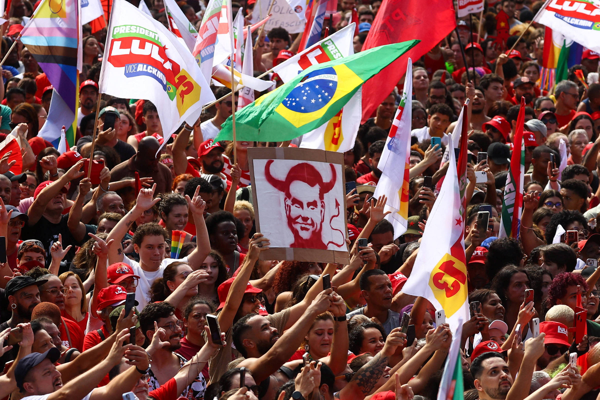 Pulverização de atos pró-Lula causa divisão e temor de embate com bolsonaristas