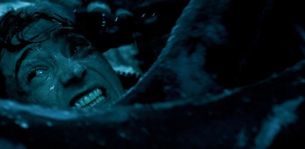 Com personagens rasos, "Dentro da Baleia" acerta como experiência sufocante