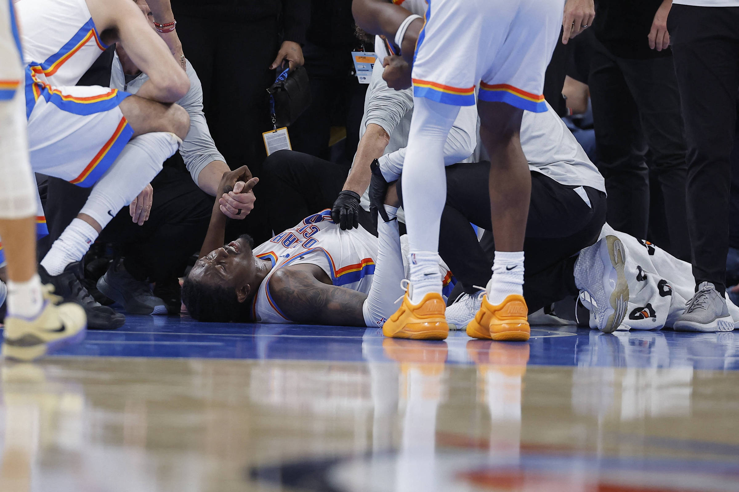 Astro do Thunder sofre lesão chocante em jogo da NBA