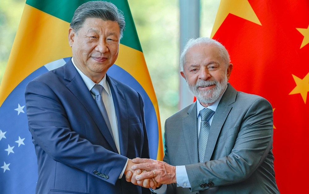 Xi parabeniza Lula pela reeleição e defende ampliar parceria entre China e Brasil
