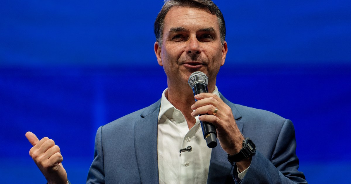 Direita aguarda desfecho de fuga de Flávio Bolsonaro para reorganizar oposição