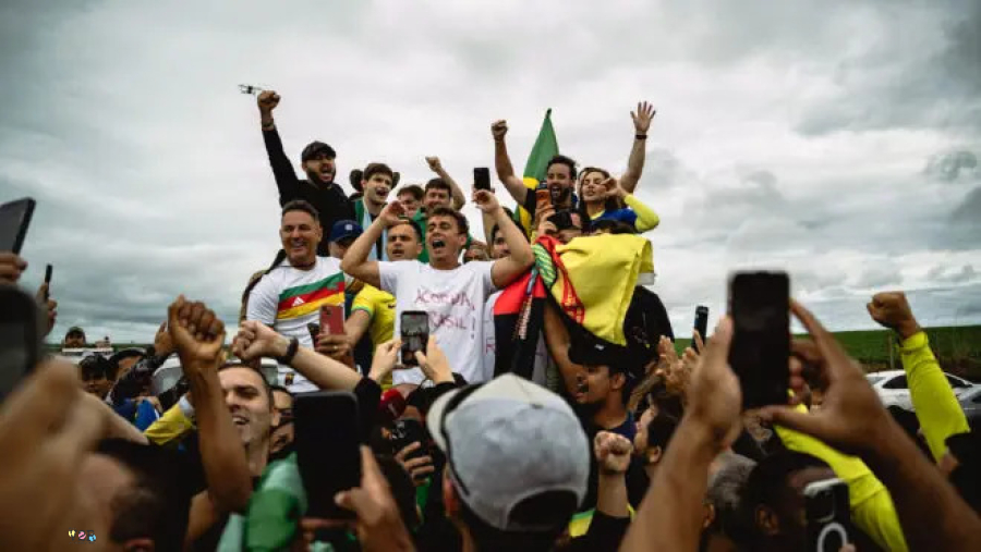Caminhada pela Liberdade liderada por Nikolas ganha projeção internacional e amplia apoio popular