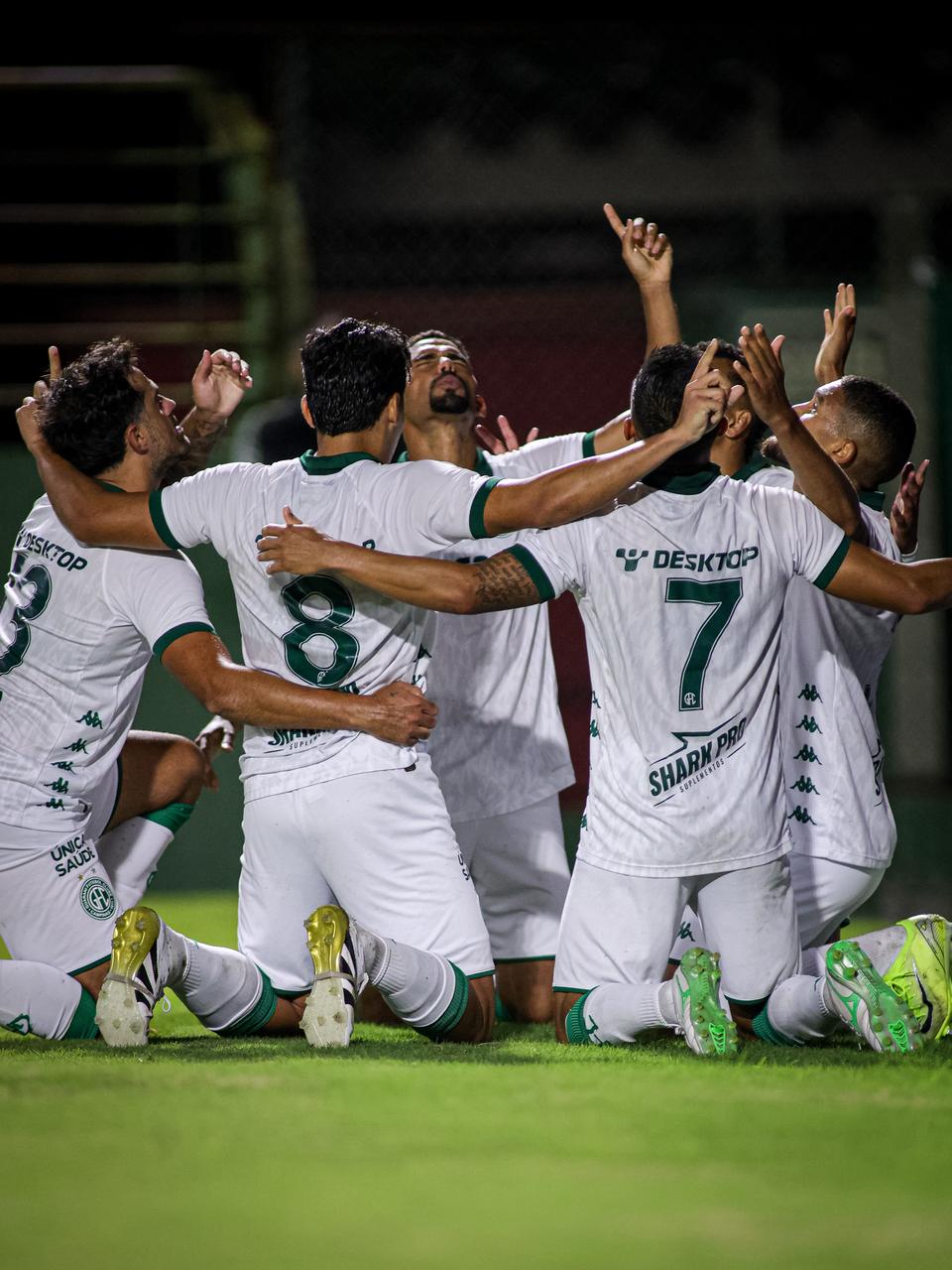 Guarani bate o Velo, vence a primeira e encosta no G8 do Paulistão