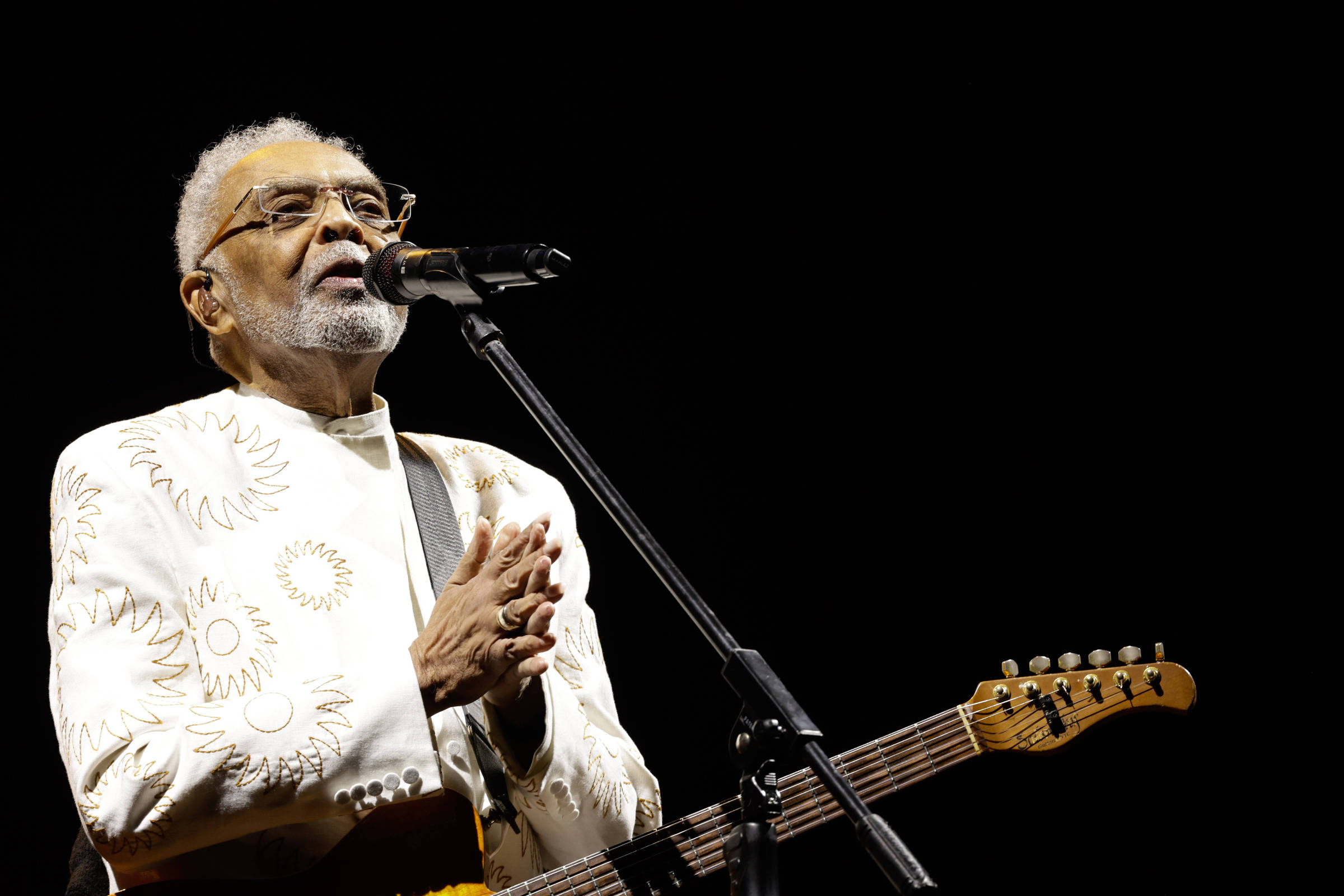 Gilberto Gil encerra última e maior turnê após cantar com Roberto Carlos e em navio
