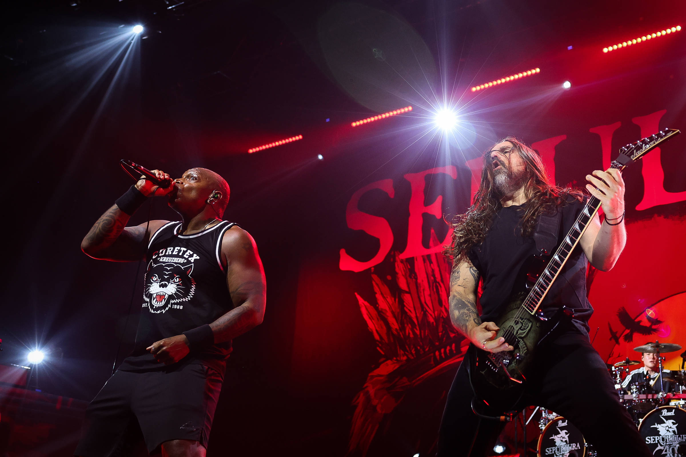 Sepultura lança, de surpresa, a primeira música do EP de despedida da banda