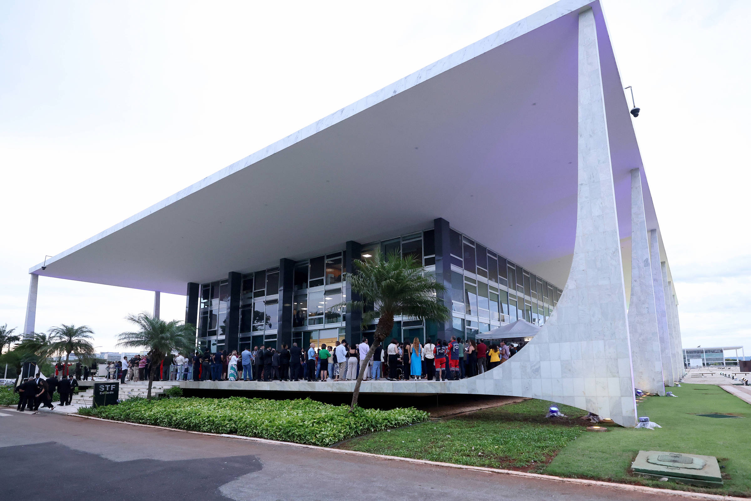 STF tem que publicar declarações de relações econômicas