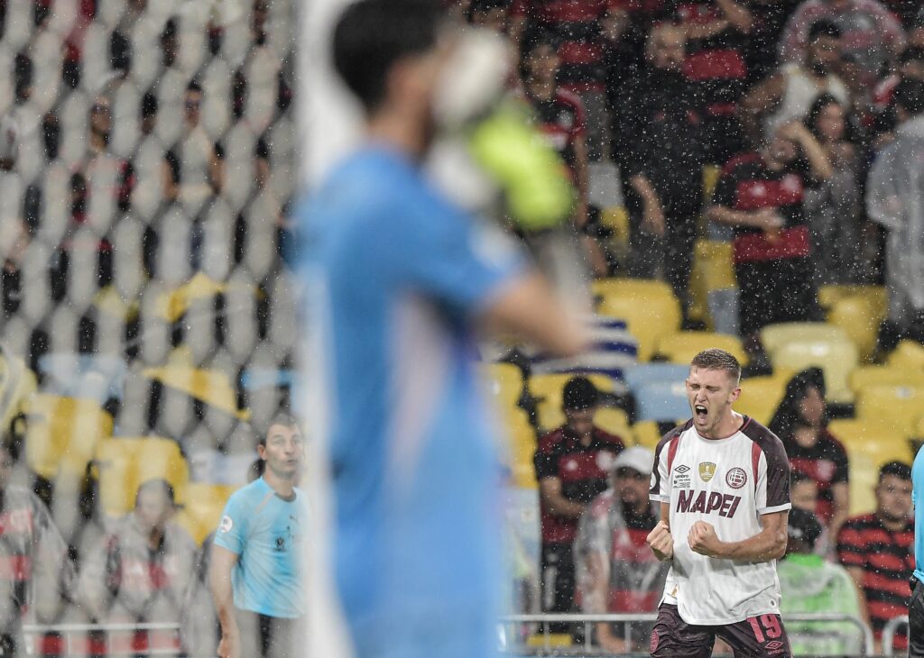 Lanús vence o Flamengo no Maracanã e leva o título da Recopa Sul-Americana