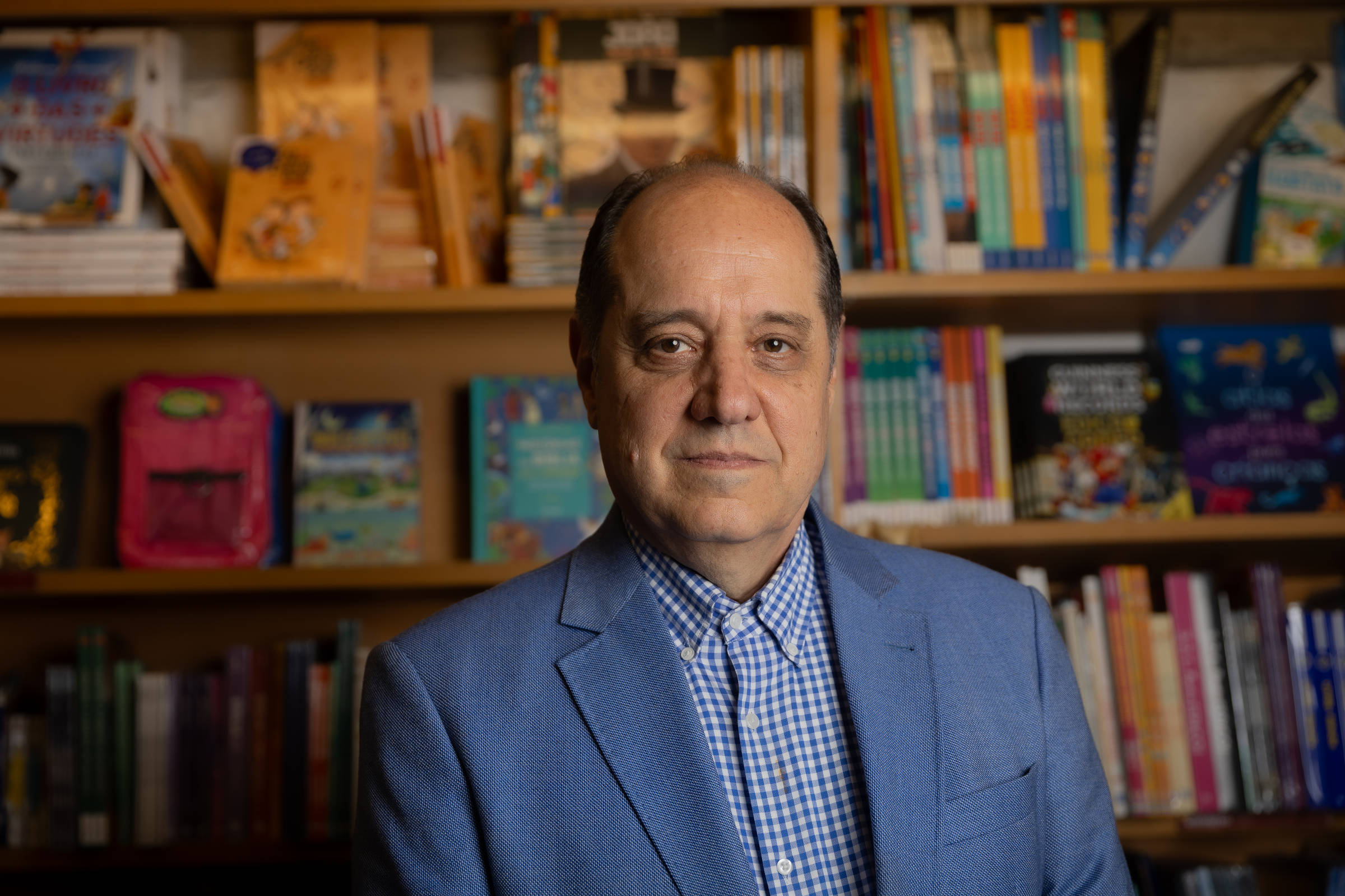 Jornalista Eugênio Bucci resgata sua poesia em novo livro