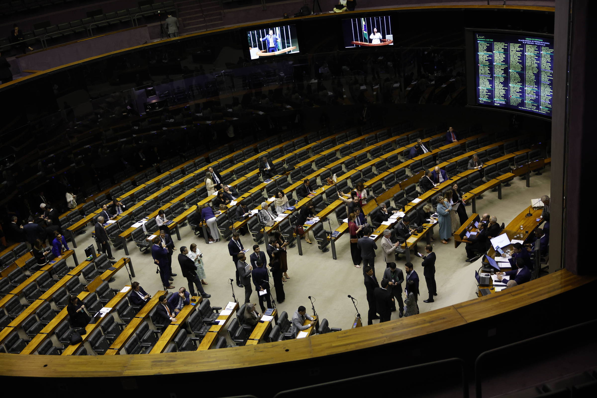 Bolsonaristas dizem ter criado armadilha para Lula com proibição de presos votarem