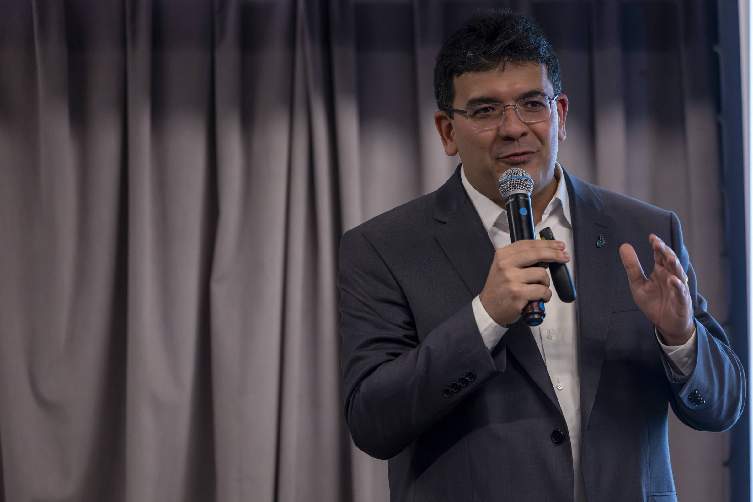 Governador do Piauí define chapa com petista e aliados e rechaça acordo com Ciro Nogueira