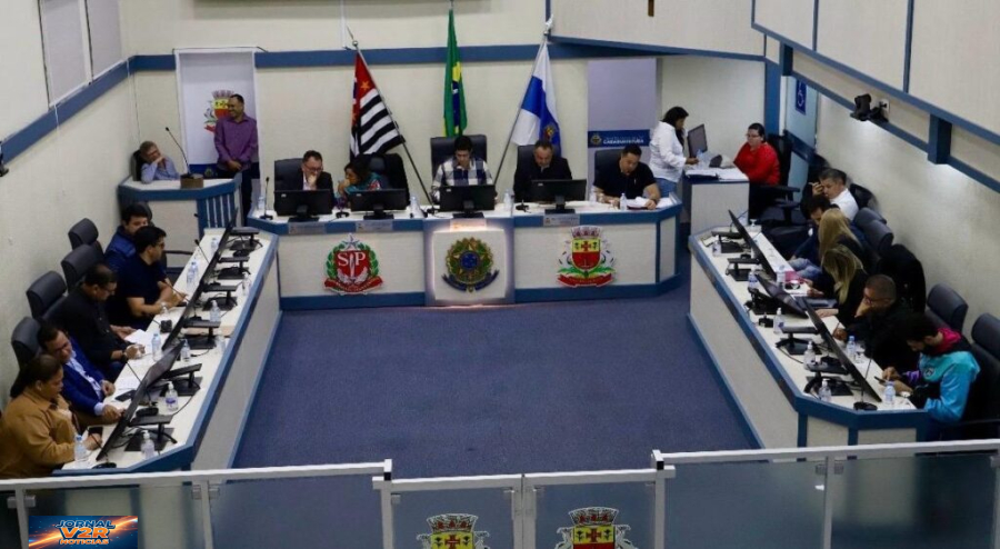 Câmara de Caraguatatuba aprova criação de imprensa oficial para divulgação de atos do Legislativo