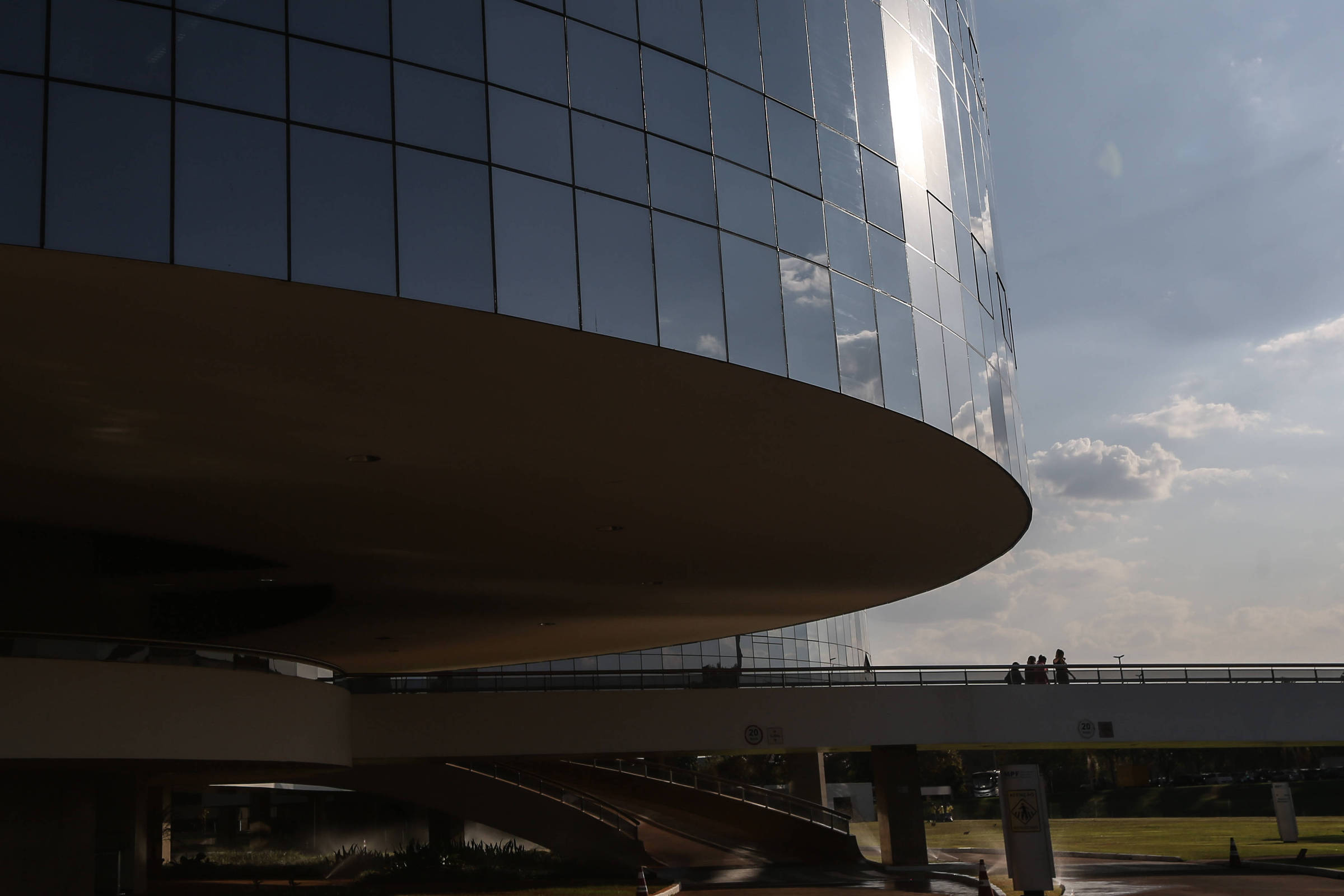 Corregedoria publica regras para coibir manifestação política de procuradores