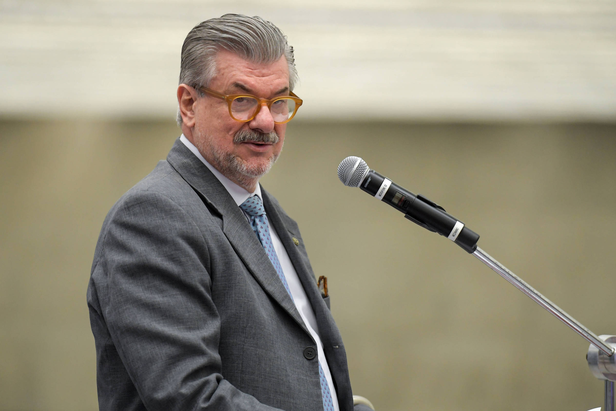 Decisão de Dino pode provocar perda do cargo do ministro do STJ acusado de assédio