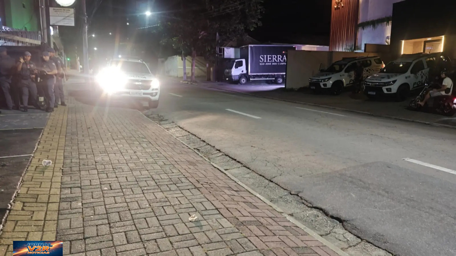 Mulher é atacada em ponto de ônibus após sair do trabalho na região central de São José dos Campos