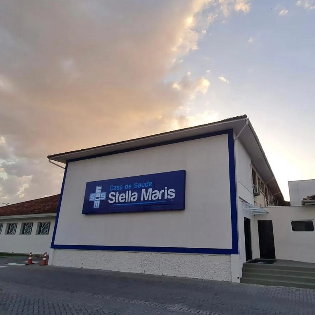 Homem é preso após atropelar ex-namorada e atual dela em Caraguatatuba