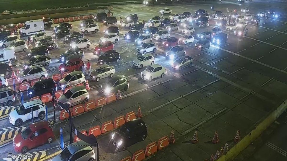 Imigrantes registra trechos de lentidão entre os km 40 e 70 nesta sexta (20)