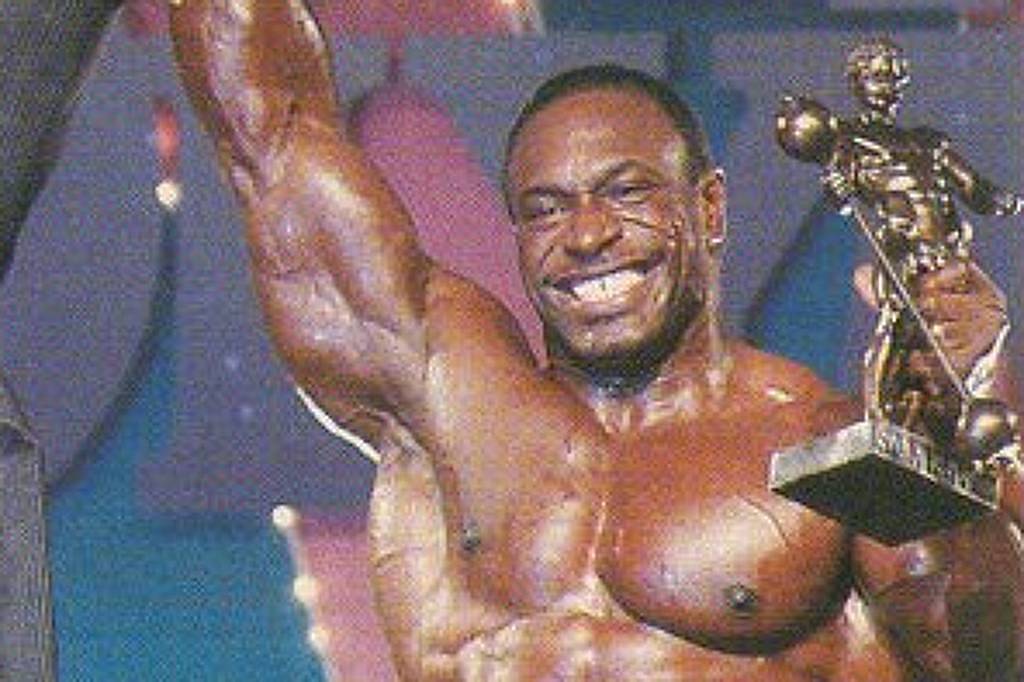 Octacampeão mundial de fisiculturismo anuncia falência renal