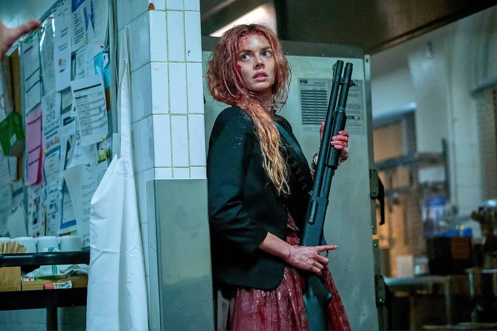 Com David Cronenberg, novo 'Casamento Sangrento' dobra aposta e sangue falso