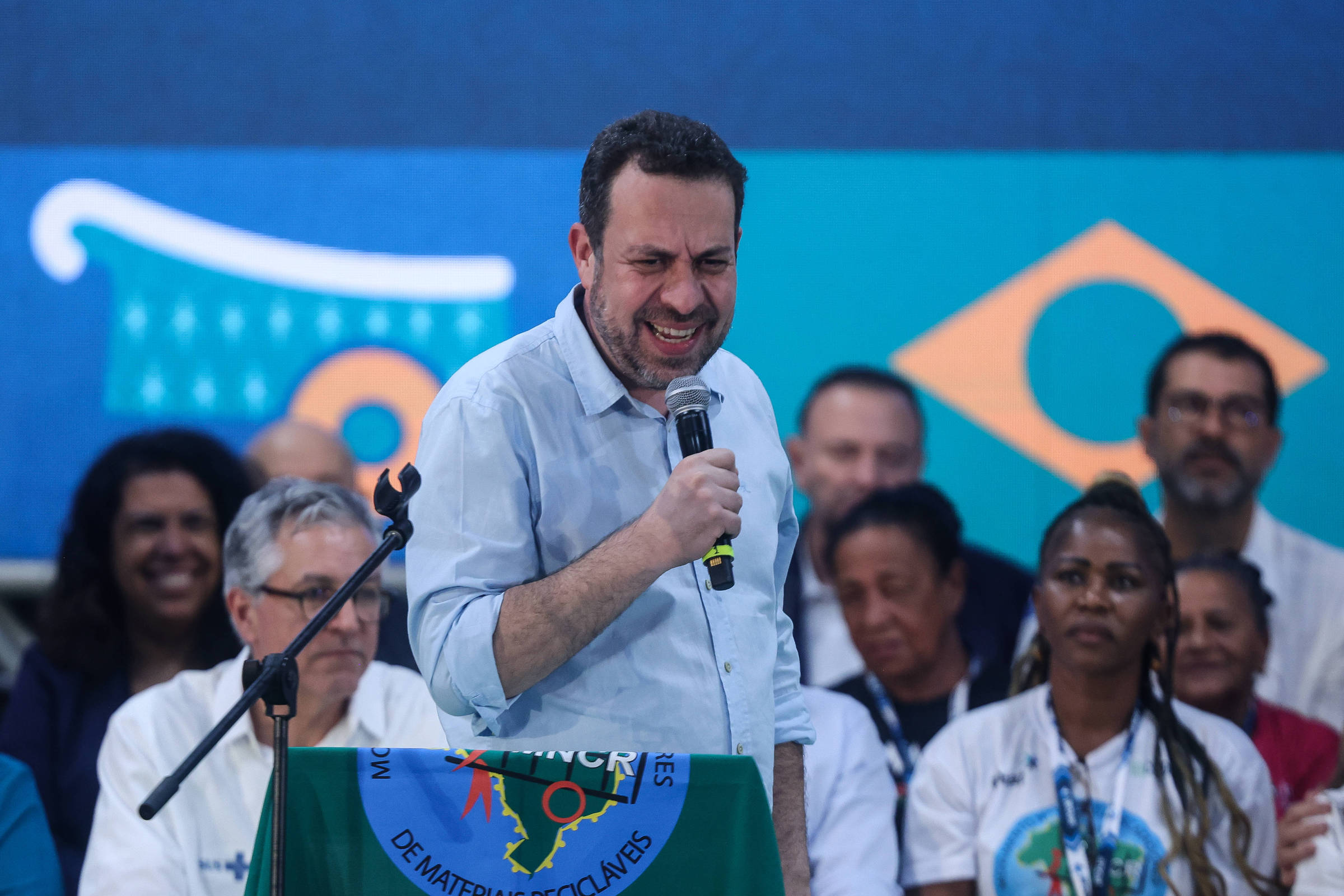 Uber notifica Boulos após ministro dizer que plataformas estão por trás de campanha contra projeto