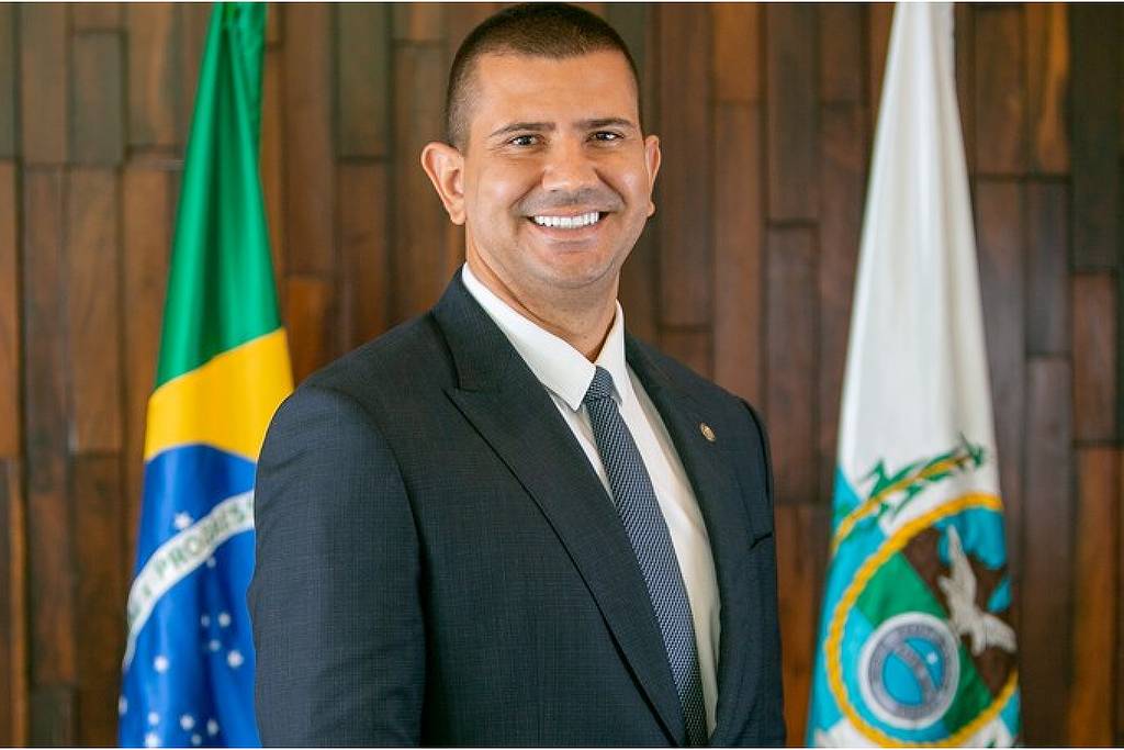 Justiça do Rio anula eleição de Douglas Ruas à presidência da Alerj