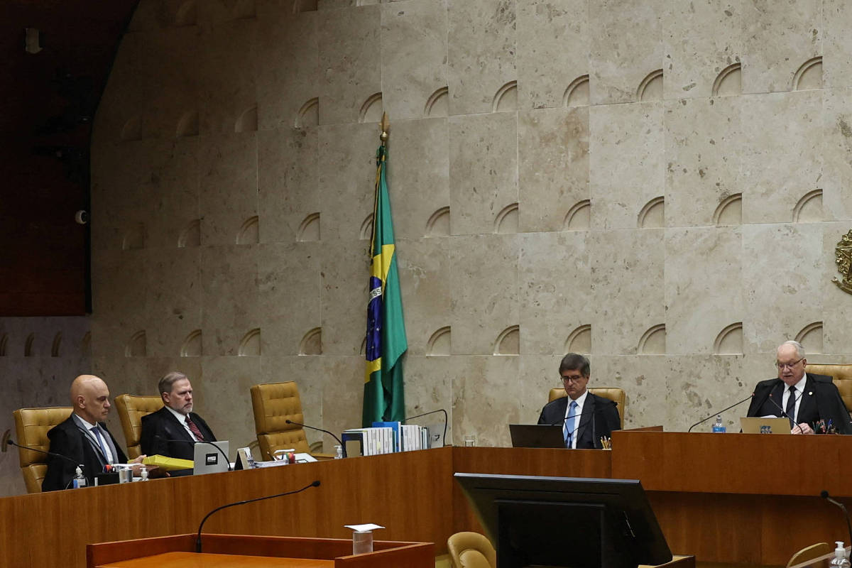Combo que liga STF a Vorcaro pressiona PGR a investigar ministros