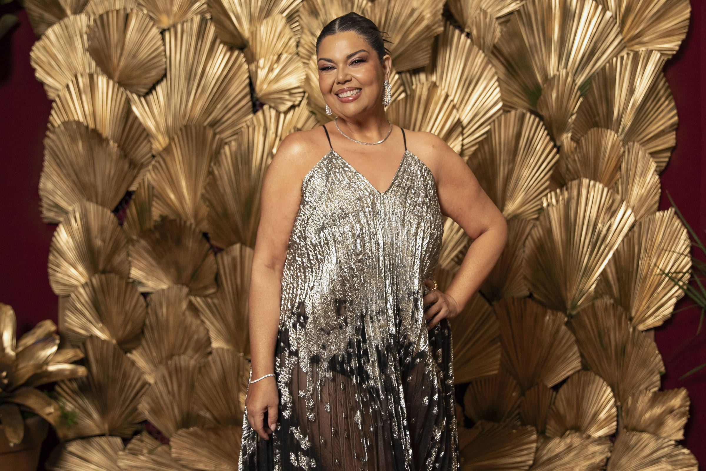 'Me convidei mesmo', diz Fabiana Karla sobre volta às novelas após sete anos