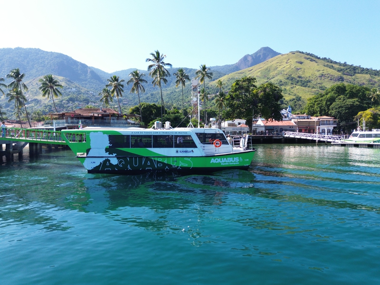 Prefeitura de Ilhabela reduz tarifa do aquabus para R$20