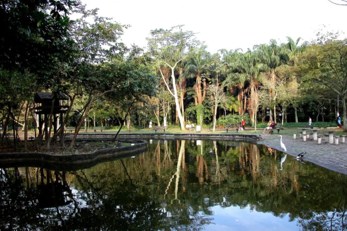 Veja o que abre e o que fecha durante o feriado prolongado em Santos