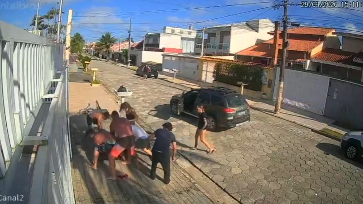 Homem foi linchado por moradores após agredir mulher e filho autista em Peruíbe
