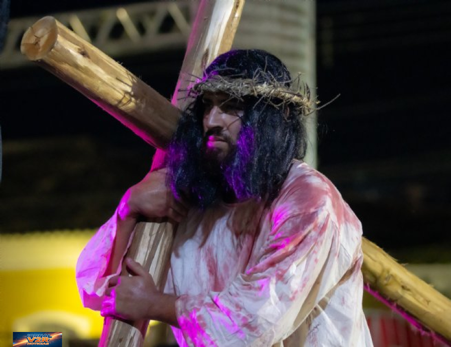 Espetáculo da Paixão de Cristo marca Sexta-feira Santa com fé e tradição em São Sebastião