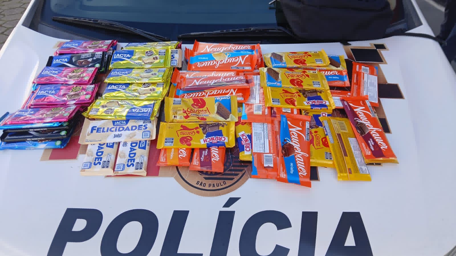 Homem é preso por furtar 65 barras de chocolate em lojas de Caçapava
