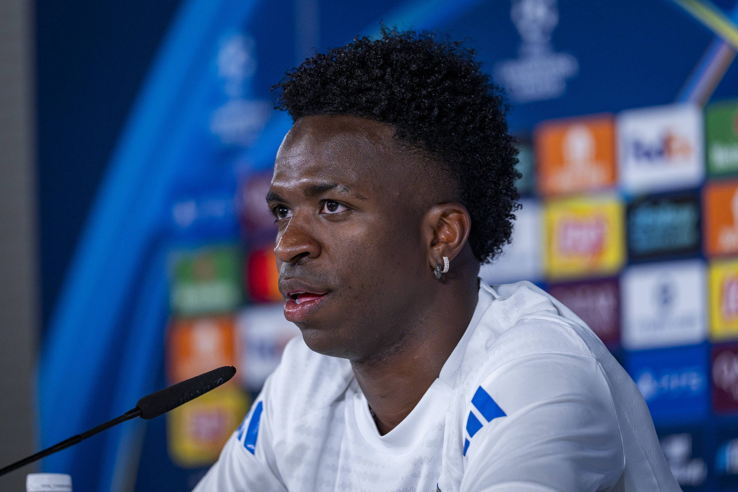 'Há racistas em todos os países', diz Vinicius Junior