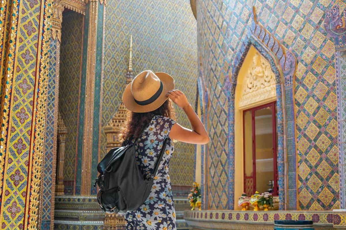 Os 5 países mais seguros para mulheres viajarem sozinhas em 2026 - e quais deles estão na América Latina