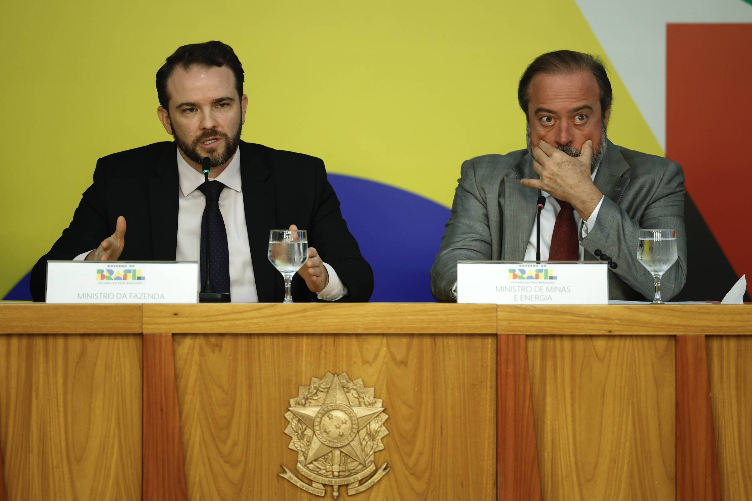 Governo não descarta novas medidas para frear alta dos combustíveis